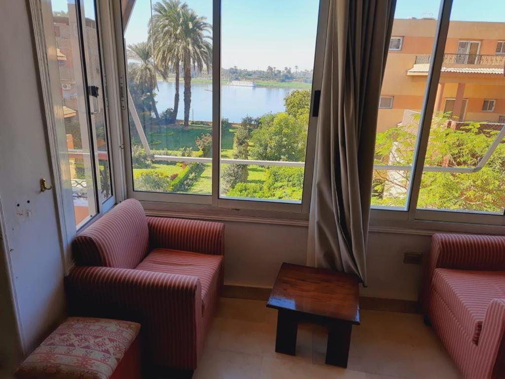 East Luxor Apartments With Nile Views Jazirat al Awwamiyah Bagian luar foto