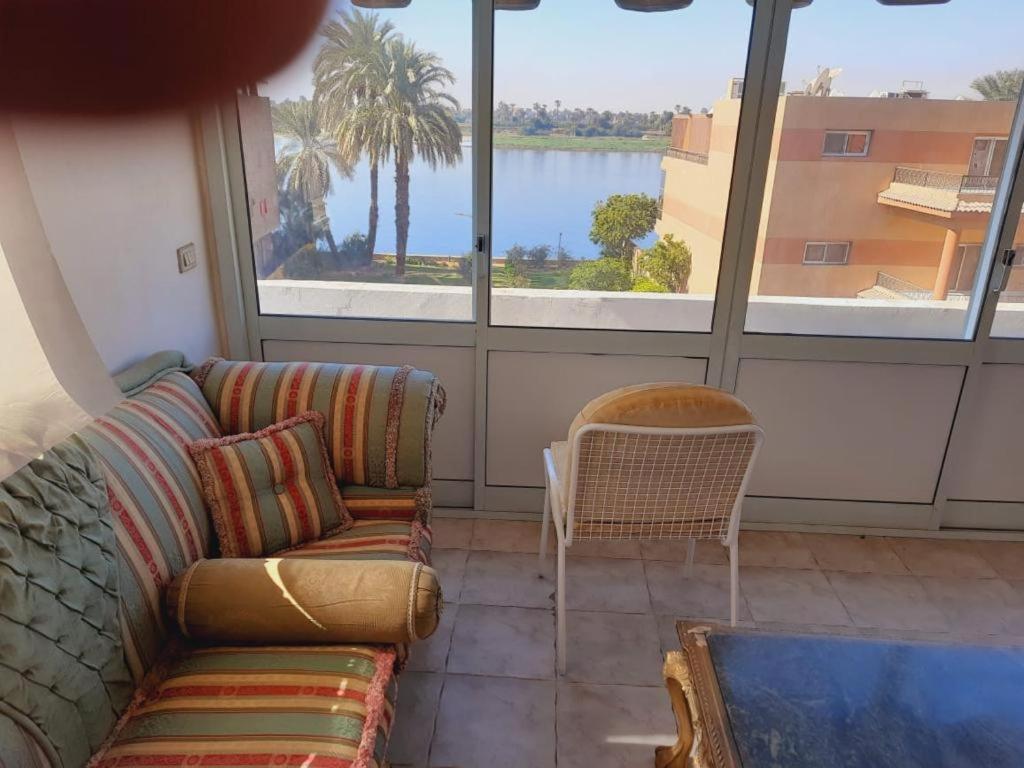 East Luxor Apartments With Nile Views Jazirat al Awwamiyah Bagian luar foto