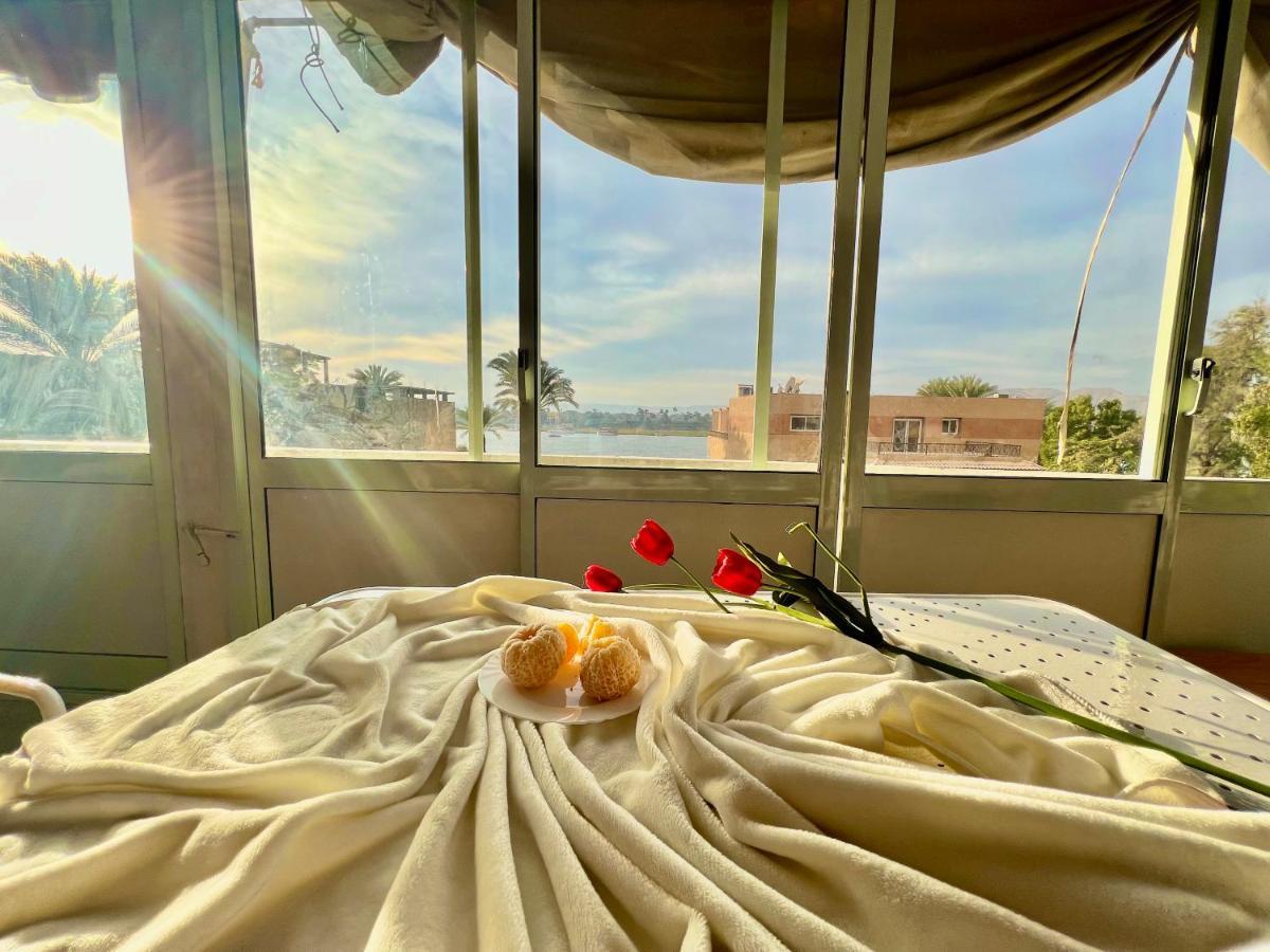 East Luxor Apartments With Nile Views Jazirat al Awwamiyah Bagian luar foto